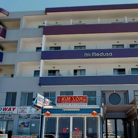 Lägenhetshotell Medusa 2*