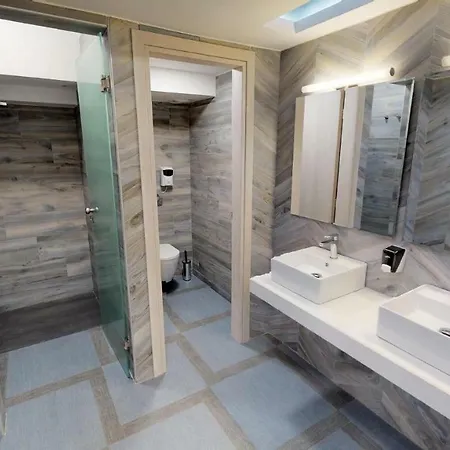 Medusa Aparthotel 2*