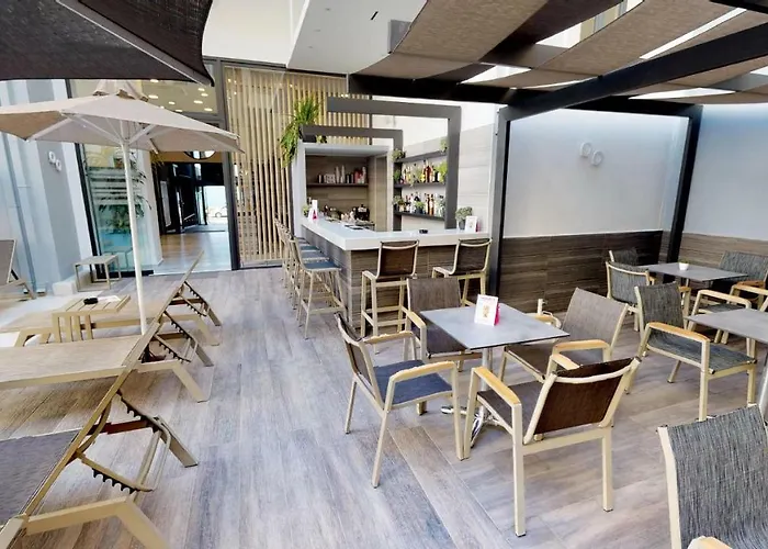 Medusa Aparthotel 2*